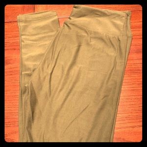 Olive LuLaRoe OS Leggings